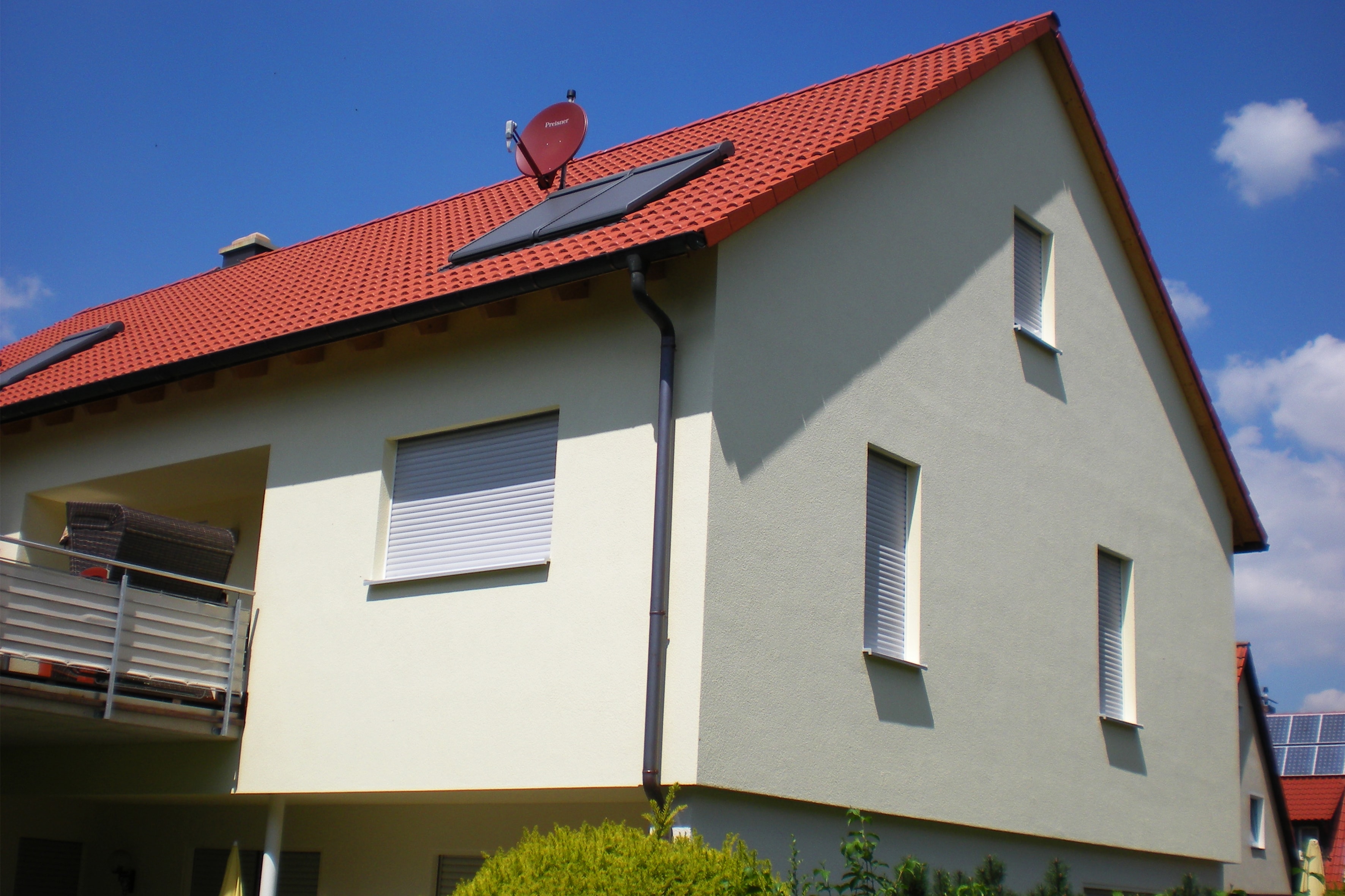 Ansicht Süd-Ost aufgestocktes Haus